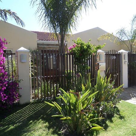 Hotel Kasa Nama Edgemead Exteriér fotografie